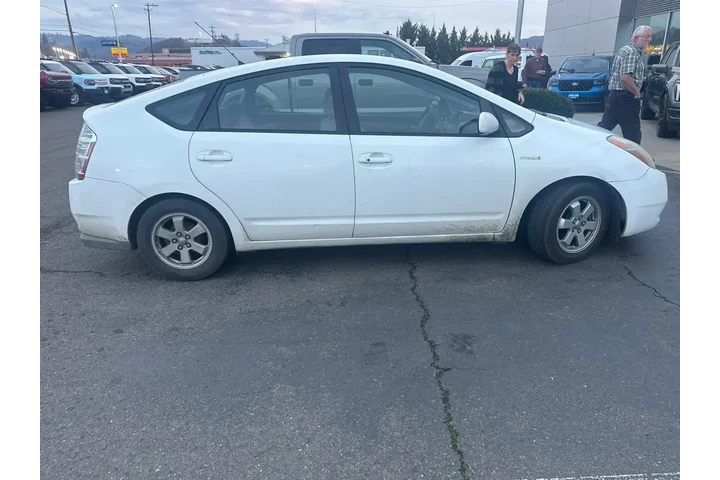 $3900 : Toyota Prius 2006 4dr Hatchb image 2