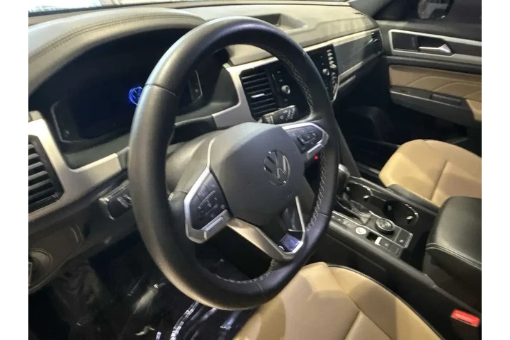 $20990 : Volkswagen Atlas Cross Sport image 9