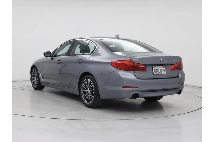 $21998 : BMW 5 Series 2019 530e iPerf image 2