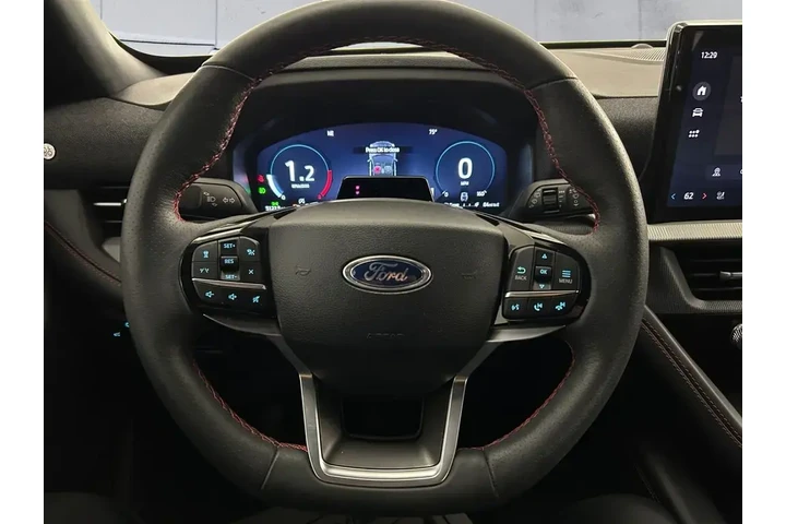 $39681 : Ford Explorer 2025 AWD ST-Li image 9