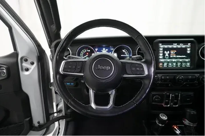 $30898 : Jeep Wrangler Unlimited 2022 image 4