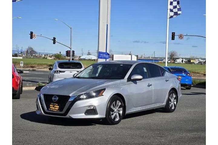 $18900 : Nissan Altima 2022 2.5 S 4dr image 8