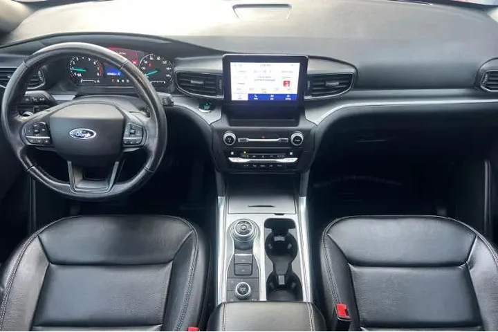 $22995 : Ford Explorer 2020 AWD XLT 4 image 3