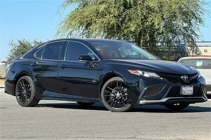 $31898 : Camry XSE V6 image 2