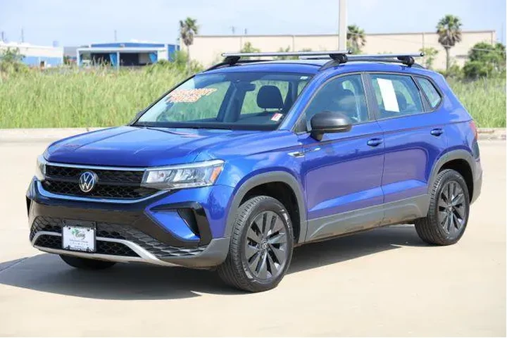 $19540 : Volkswagen Taos 2023 S 4dr S image 3
