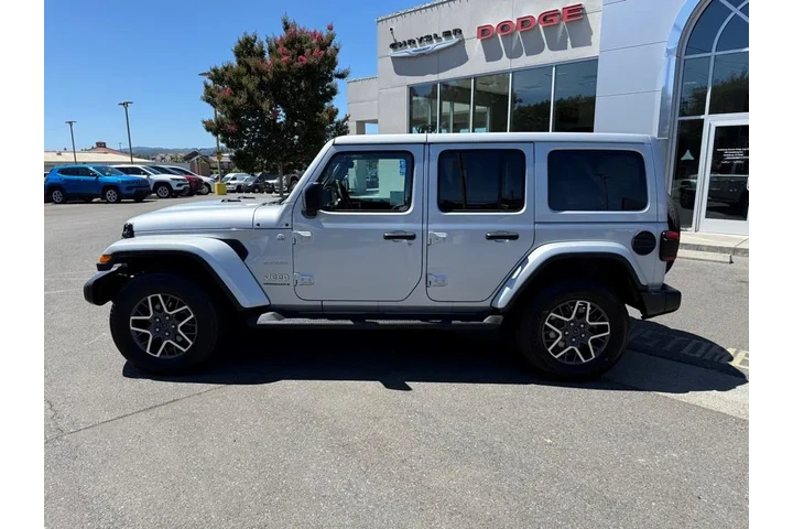 $35927 : Jeep Wrangler 2024 4x4 Sahar image 2