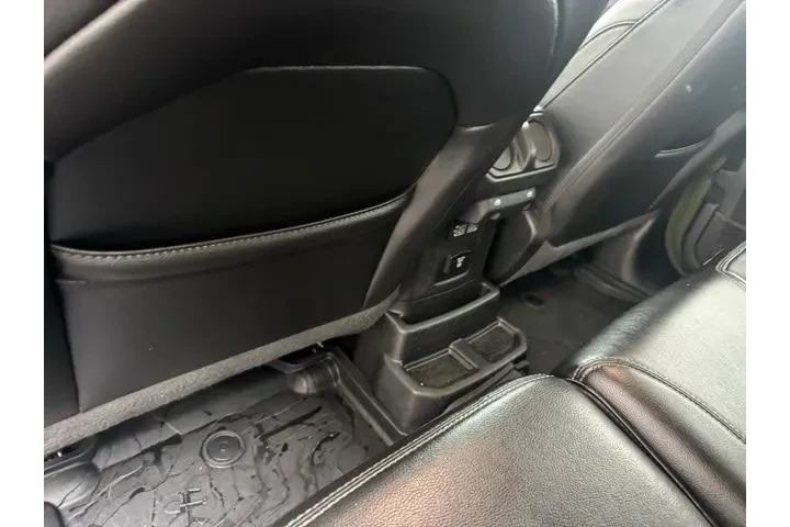 $24494 : Jeep Wrangler Unlimited 2021 image 10