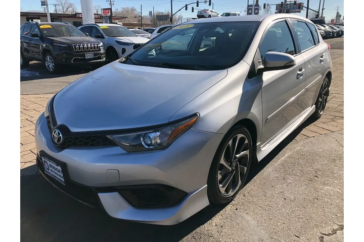 $17450 : 2018 Corolla iM 6A image 6