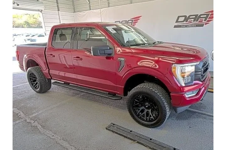 $38634 : Ford F-150 2022 4x4 XLT 4dr image 2