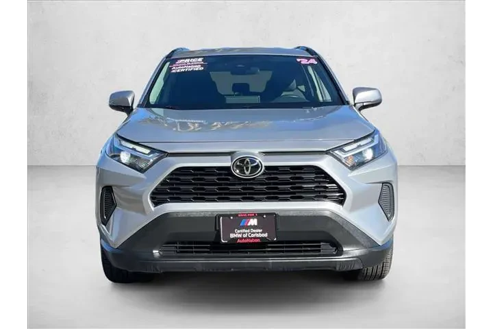 $30500 : Toyota RAV4 2024 AWD XLE 4dr image 2