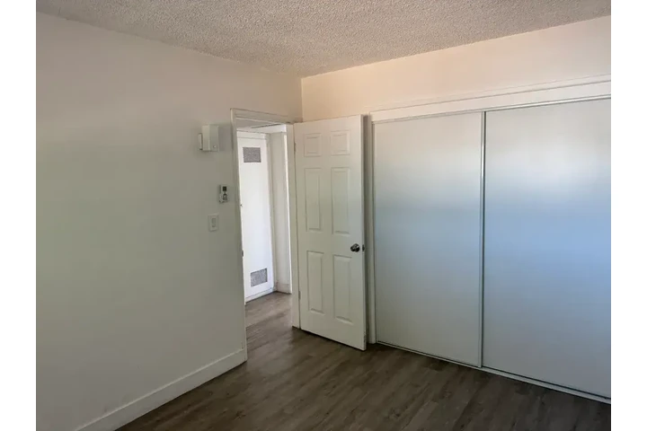 $1100 : Cozy 1-Bedroom and 1-Bathroom image 8