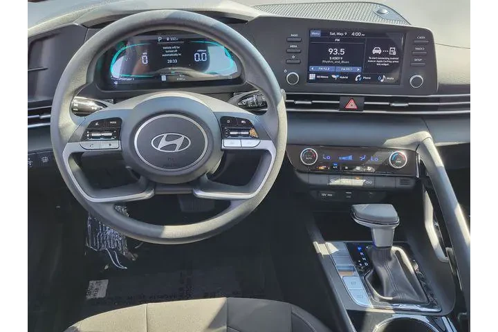 $23041 : Hyundai ELANTRA Hybrid 2025 image 10
