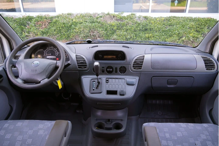 $12896 : 2006 Sprinter Van 2500 SHC image 5