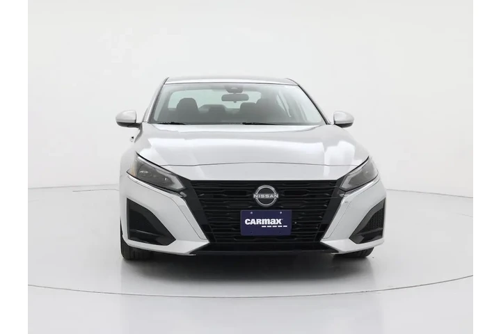 $21998 : Nissan Altima 2023 2.5 SV 4d image 5