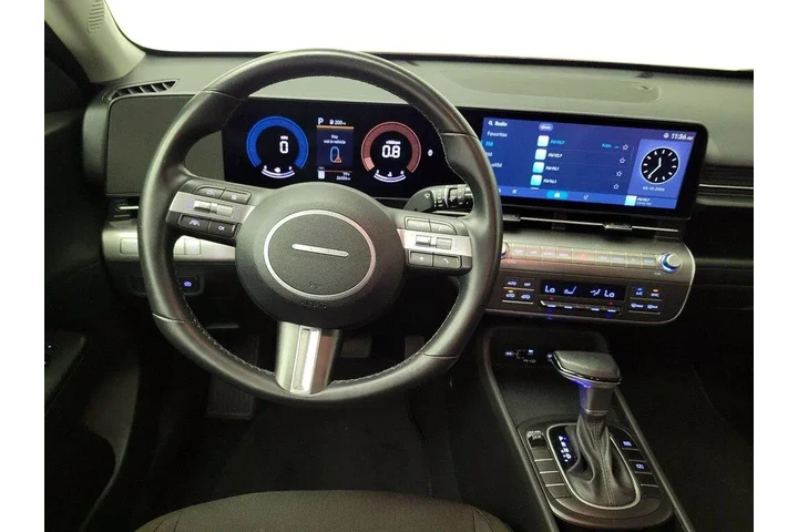 $22998 : Hyundai KONA 2025 SEL 4dr Cr image 10