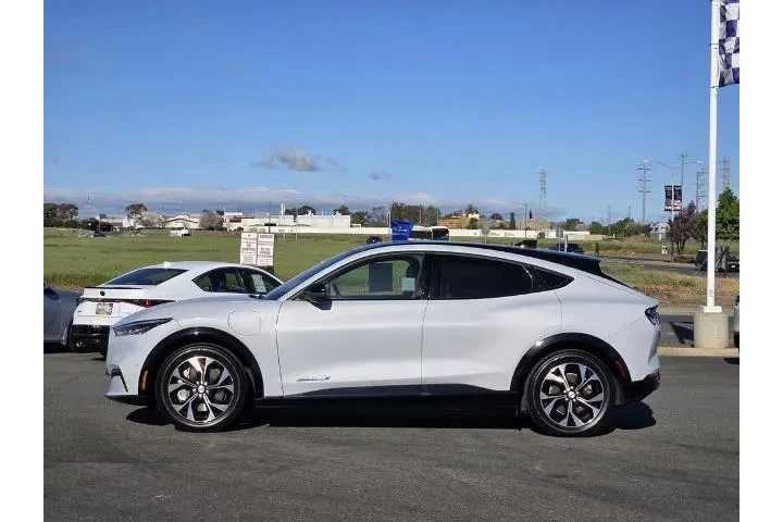 $28900 : Ford Mustang Mach-E 2023 Pre image 7