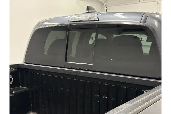 $34000 : Toyota Tacoma 2022 4x4 SR V6 image 8