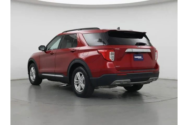 $23998 : Ford Explorer 2020 XLT 4dr S image 2