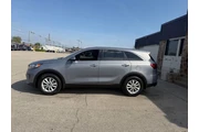 $8999 : 2019 Sorento L thumbnail