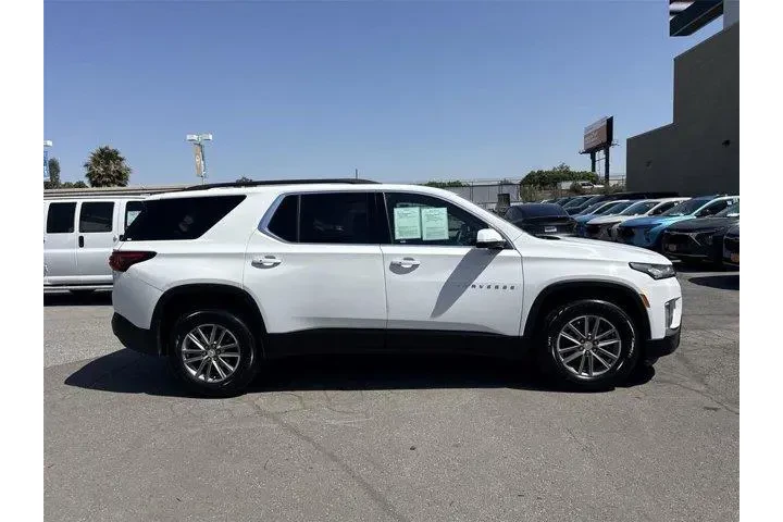 $29287 : Chevrolet Traverse 2023 LT C image 2