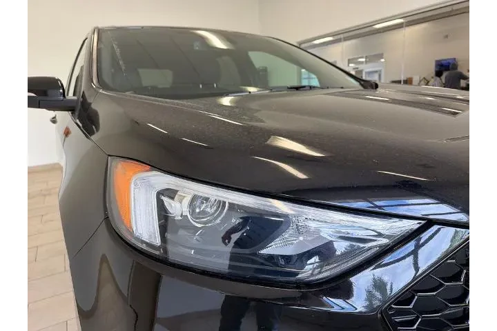 $25682 : Ford Edge 2021 AWD ST 4dr Cr image 9