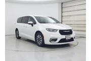 Chrysler Pacifica Plug-In Hy en Sacramento