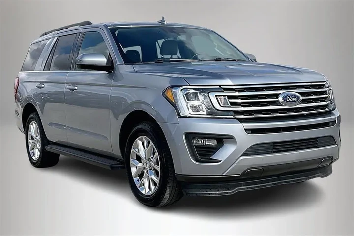 $25905 : Ford Expedition 2021 4x2 XLT image 1