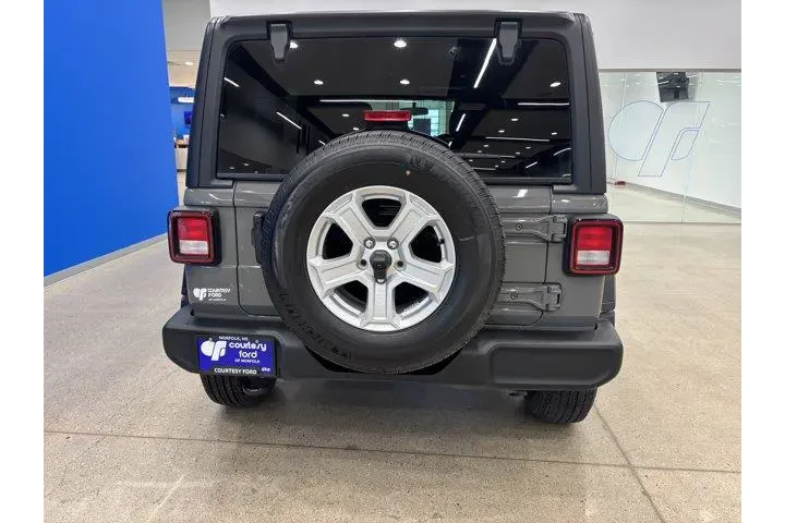$33990 : Jeep Wrangler Unlimited 2022 image 7