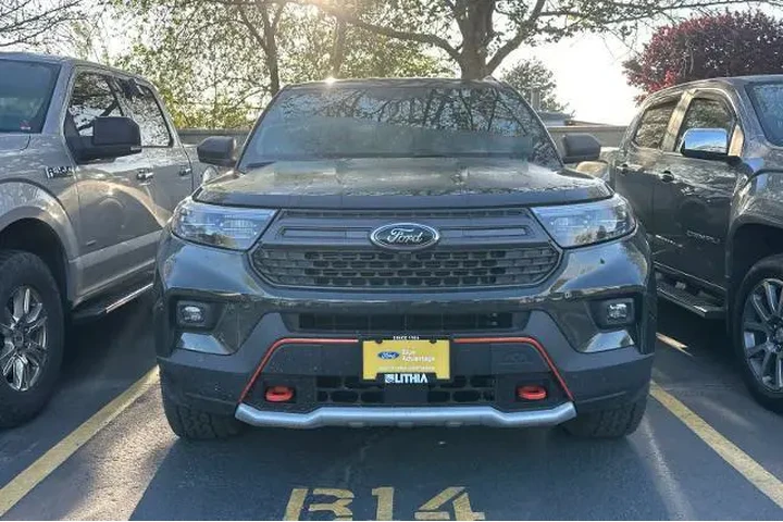 $35995 : Ford Explorer 2022 AWD Timbe image 2