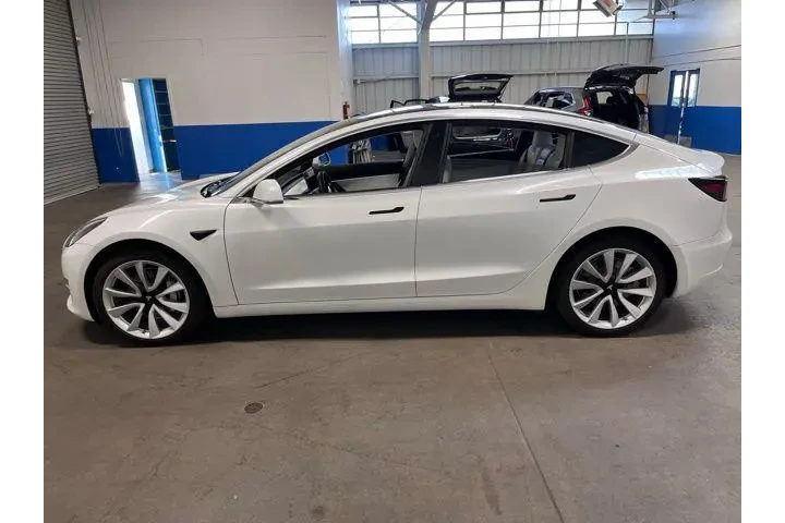 $19940 : Tesla Model 3 2020 AWD Long image 6