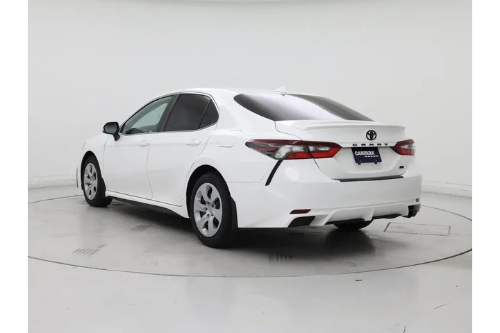 $27998 : Toyota Camry 2023 SE 4dr Sed image 2