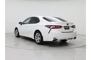 $27998 : Toyota Camry 2023 SE 4dr Sed thumbnail