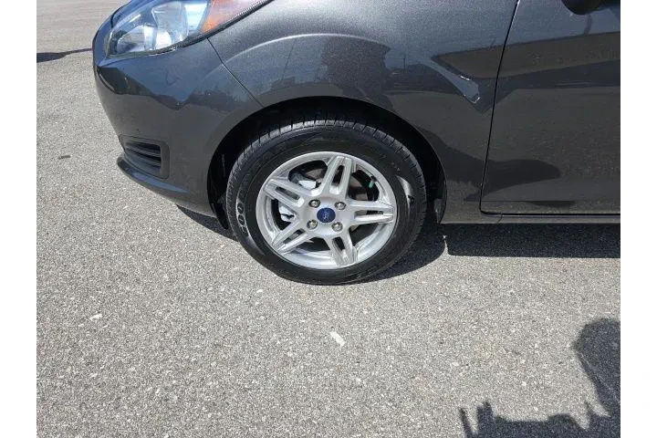 $12000 : Ford Fiesta 2019 SE 4dr Hatc image 9