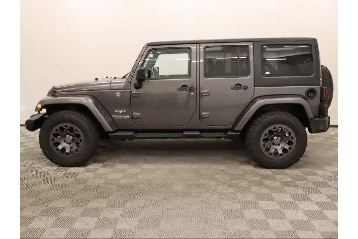 $15995 : Jeep Wrangler JK Unlimited 2 image 7