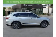 $38243 : Acura MDX 2023 SH-AWD 4dr SU thumbnail