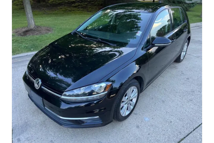 $9997 : 2020 Golf TSI image 1