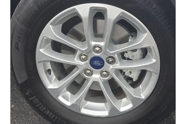 $22620 : Ford Escape 2022 AWD SE 4dr image 9