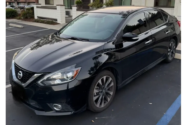 $4000 : Nissan Sentra SR 2019 image 1