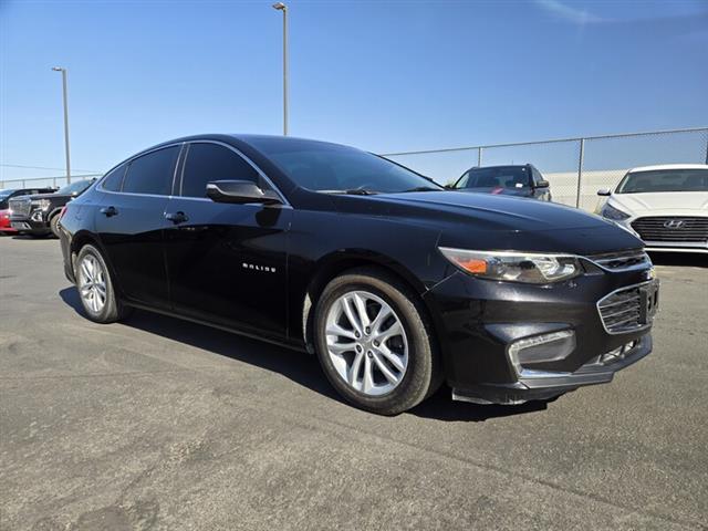 $15901 : Pre-Owned 2017 MALIBU LT image 6