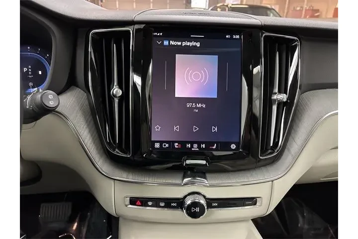 $26999 : Volvo XC60 2024 AWD B5 Plus image 8