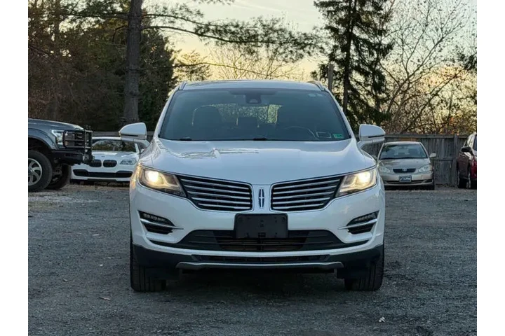 $11990 : 2017 MKC Reserve image 3