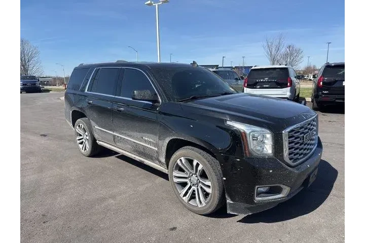 $34000 : GMC Yukon 2019 4x4 Denali 4d image 1