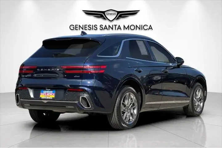$35558 : Genesis GV70 2023 AWD 2.5T S image 5