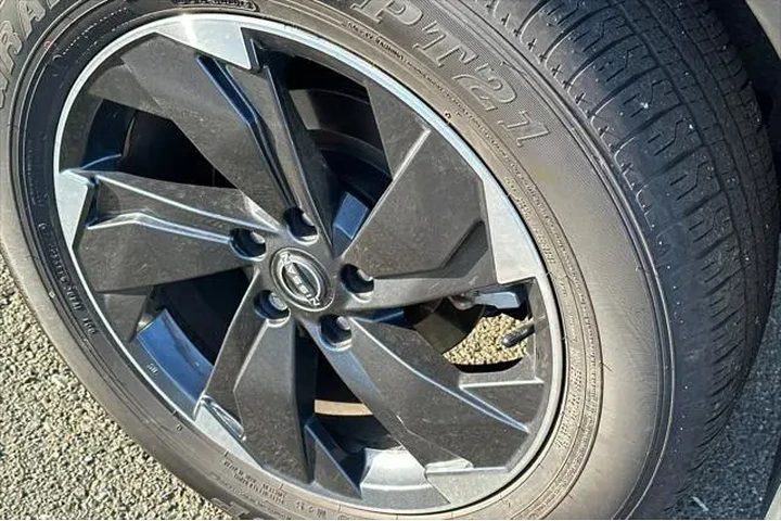 $24990 : Nissan Rogue 2025 AWD SV 4dr image 7