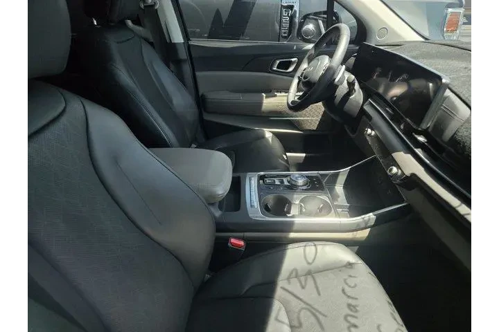 $36991 : Kia Carnival Hybrid 2025 EX image 1