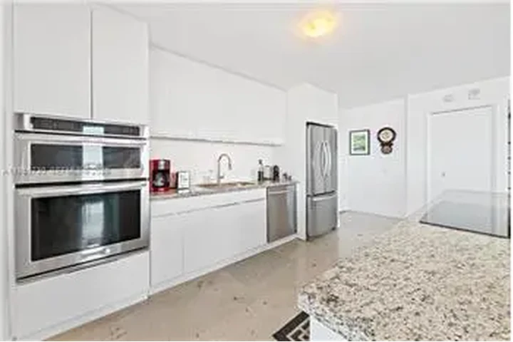 $4500 : Rental property with 2 bedro image 9
