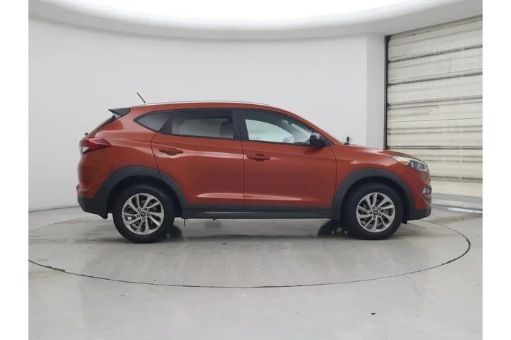 $12998 : Hyundai TUCSON 2016 AWD SE 4 image 7