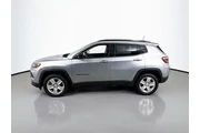 $23000 : Jeep Compass 2022 4x4 Latitu thumbnail