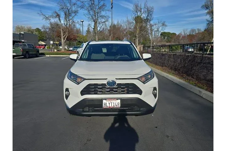 $28995 : Toyota RAV4 Hybrid 2019 AWD image 2