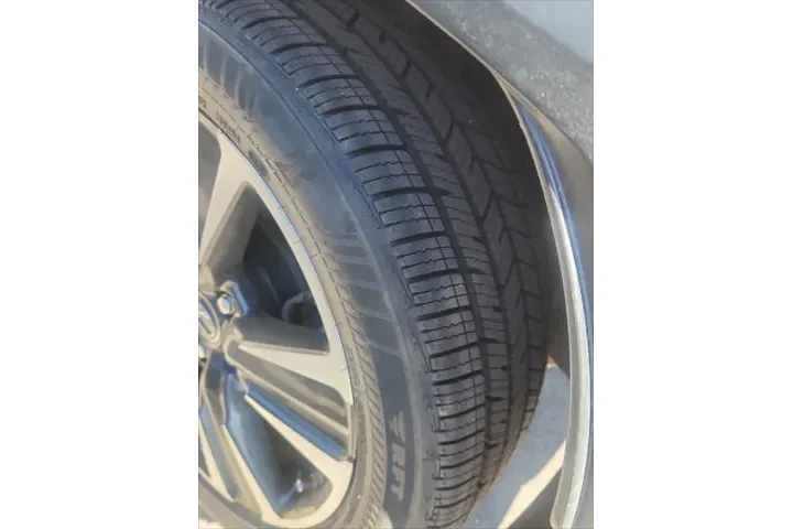 $24807 : Lexus UX 250h 2020 AWD 4dr C image 3